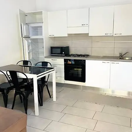 Appartement Modern With Garden